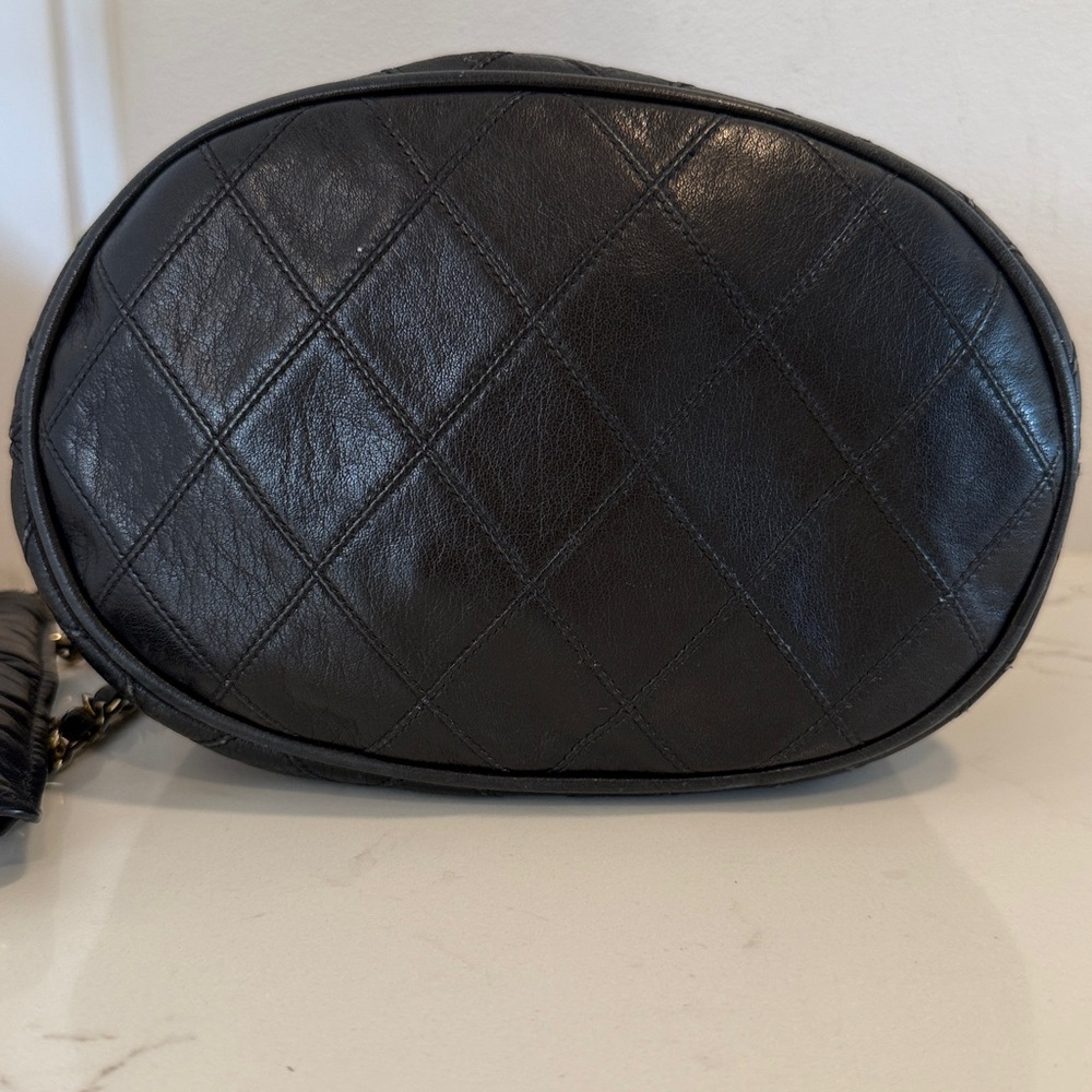 Chanel Lambskin Bucket Bag - Picture 5 of 13